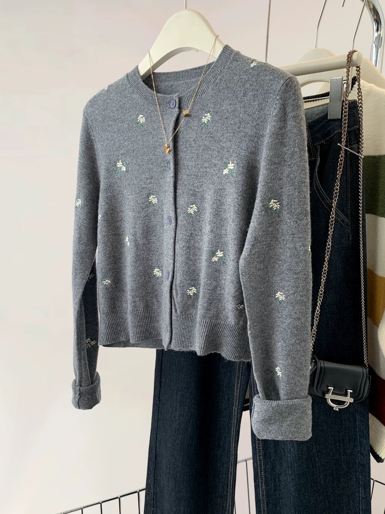 Gray short embroidered raccoon velvet knitted cardigan for women in autumn soft and waxy lazy wool sweater jacket top