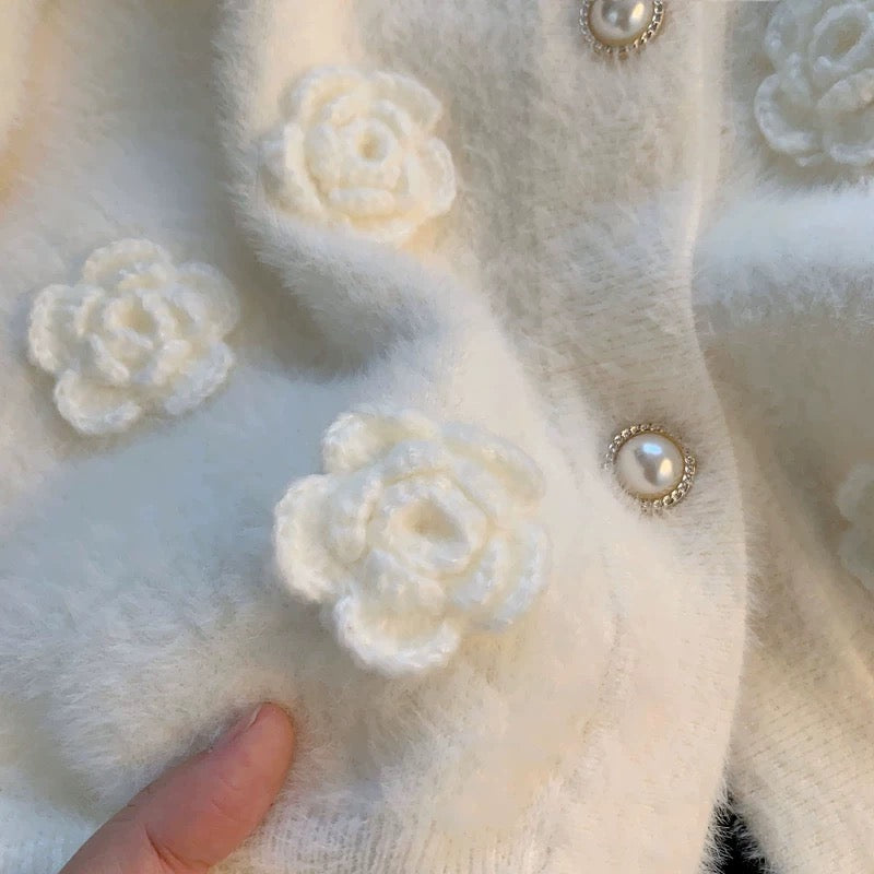 Milk fufu white heavy three-dimensional flower sweater cardigan for women autumn and winter sweet mink velvet knitted jacket