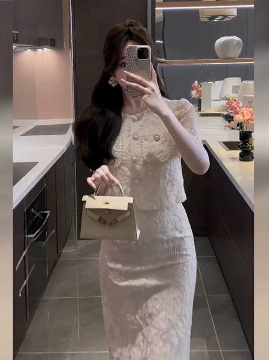 (Copy) Small fragrant style suit for women 2024 new summer little lady temperament high-end small dress skirt two-piece set