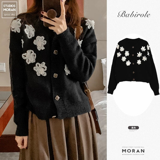 Xiaoxiangfeng light luxury high-end handmade flower sweater cardigan coat women's French retro knitted top autumn and winter