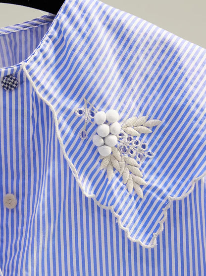 100 yuan for three pieces, contact customer service to change the price, blue doll shirt female literary and artistic three-dimensional embroidery plate flower short sleeve