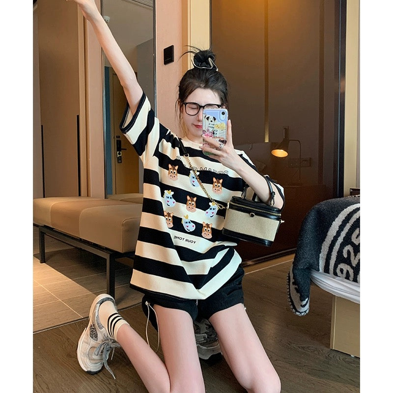 Striped short-sleeved t-shirt women's summer 2023 new American style retro foreign style age reduction loose print shoulder top ins