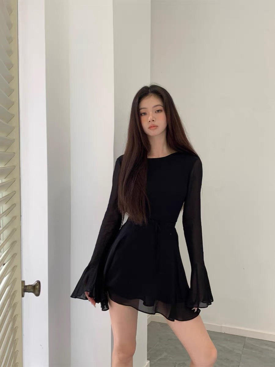 Beautiful Bad Woman Black Sexy Royal Sister Temperament Long-sleeved Strap Backless Elegant Slim Short Dress