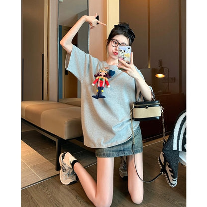 Three-dimensional doll short-sleeved t-shirt women's summer niche design sense European goods heavy industry gray shoulder top foreign style age reduction