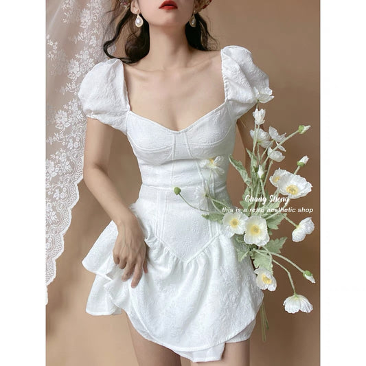 (Pre-Order) CHANGSHENG White Tea Break Embossed Lace Doll Dress Pure Desire Slim Puff Sleeve Princess Dress Suit