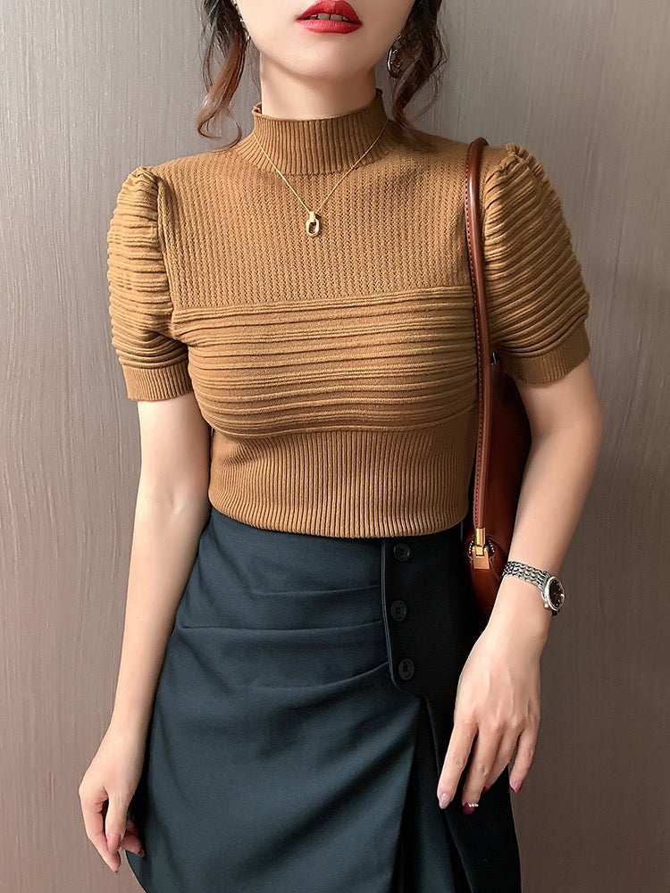 Short-sleeved knitted sweater T-shirt women's 2022 autumn and winter new bottoming shirt loose pullover with three-dimensional striped top