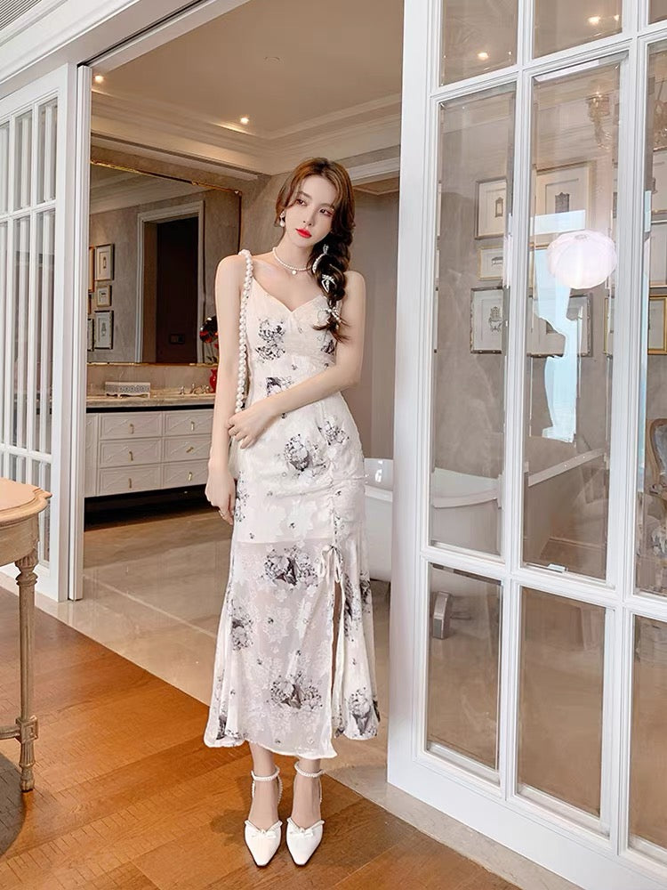 European station temperament floral v-neck waist dress fairy pure desire style French split suspender skirt mid-length summer