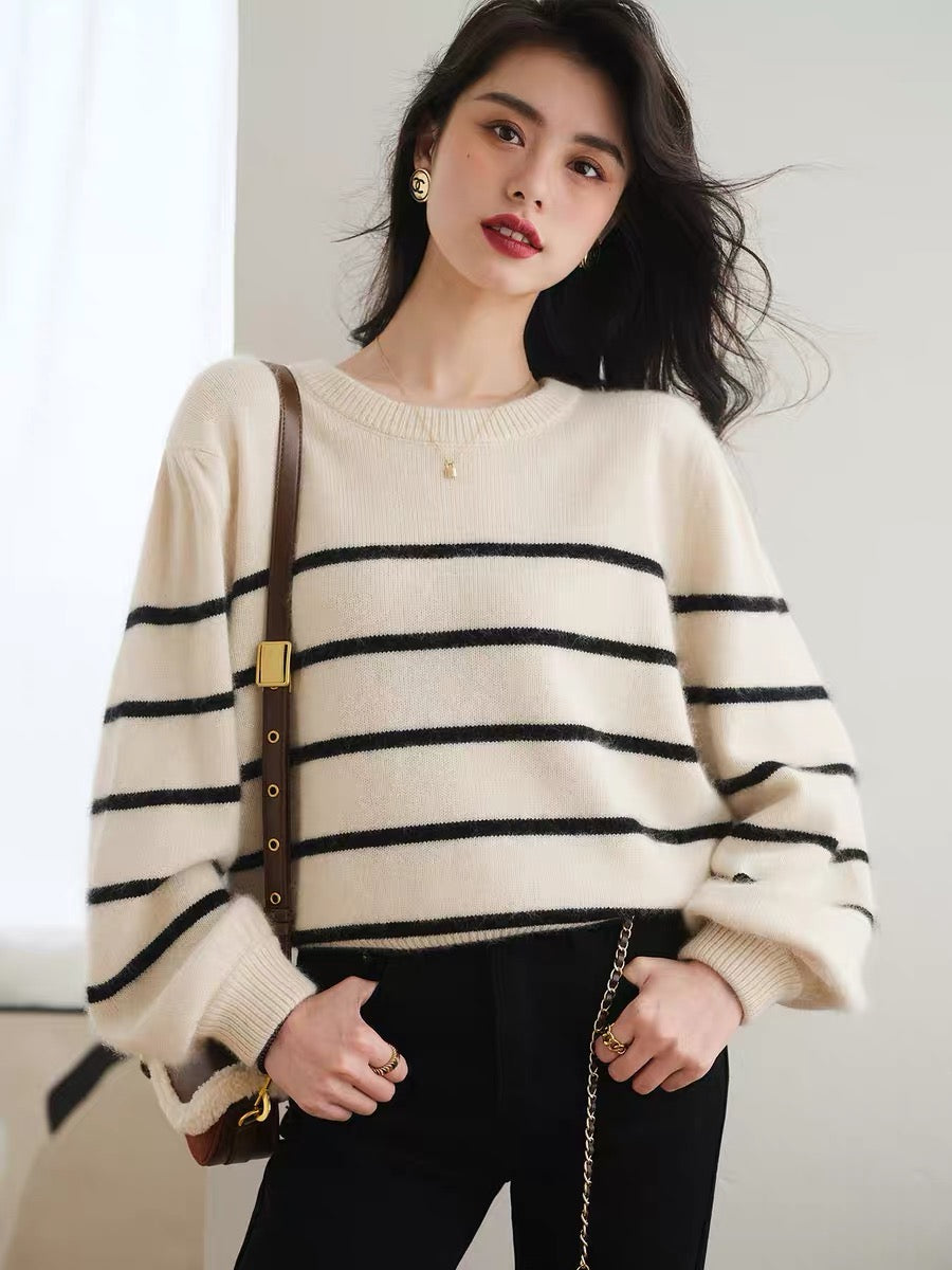 Balloon Sleeve Striped Raccoon Fleece Sweater