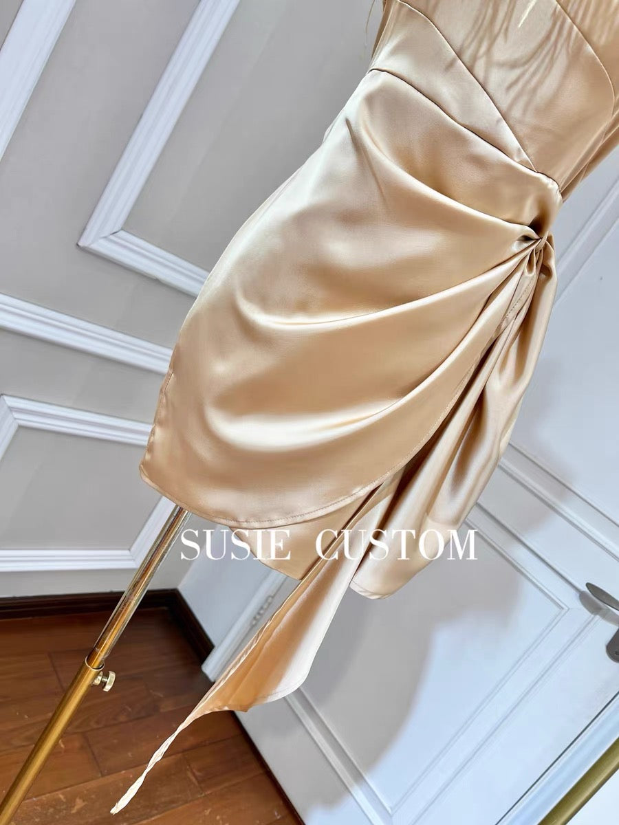 Customized figure-flattering off-the-shoulder strapless feather-stitched satin pleated hip-packed streamer dress