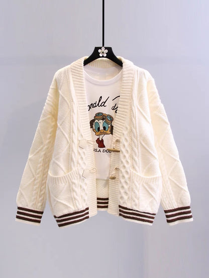 2022 autumn and winter new style twist sweater coat women's Japanese style loose and lazy style outside wearing horn button knitted cardigan