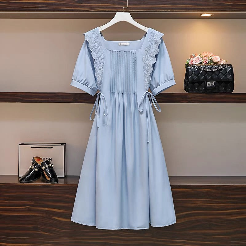 Large size women's clothing 2022 new summer fat sister French sweet, age-reducing, Western-style, covering the flesh and showing thin chic dress