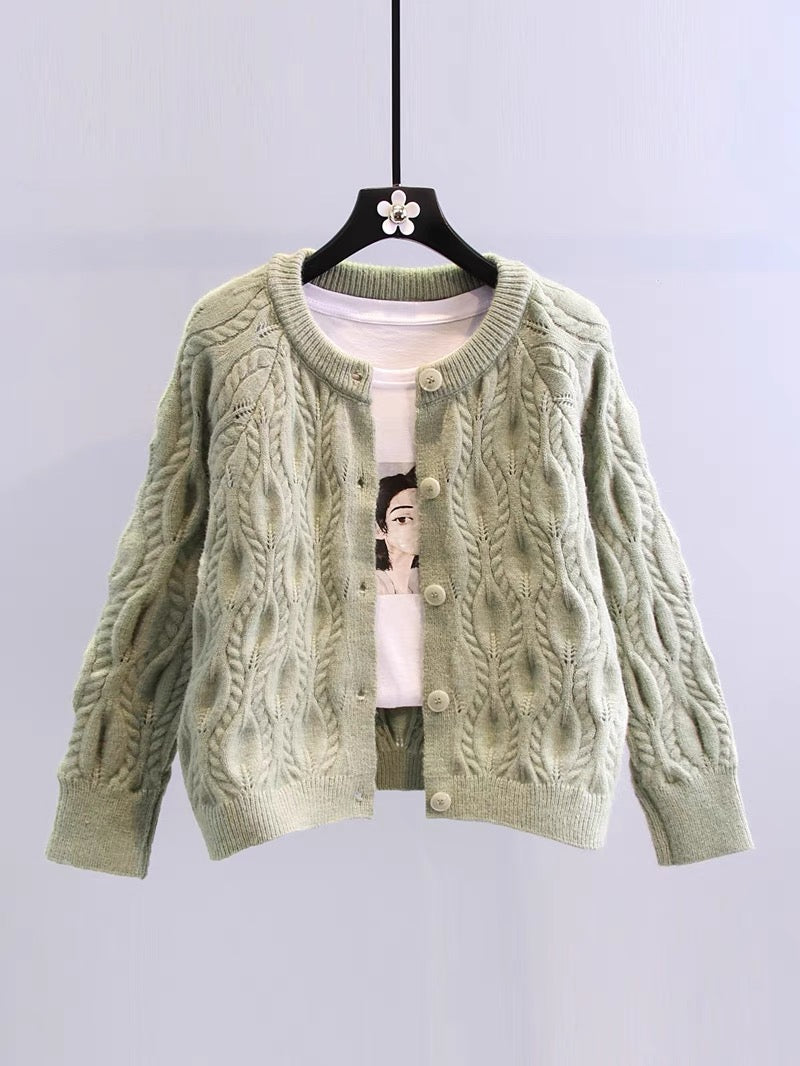 Retro Twist Sweater Jacket Women's Autumn and Winter 2022 New Japanese Lazy Wind Loose Outer Wear Versatile Knit Cardigan