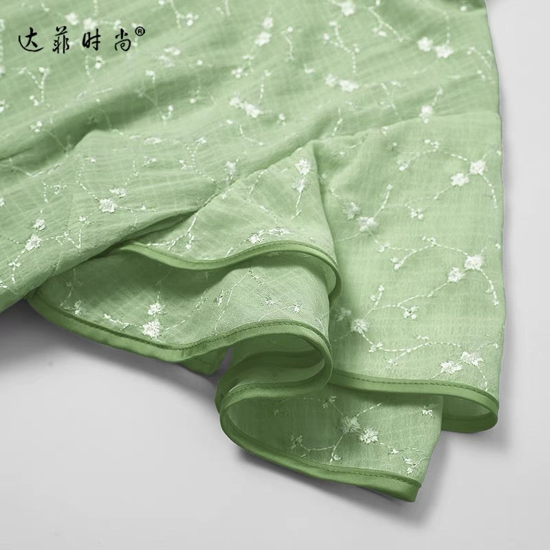 2022 summer new fashion lotus leaf sleeve retro button national style embroidered chiffon improved cheongsam dress