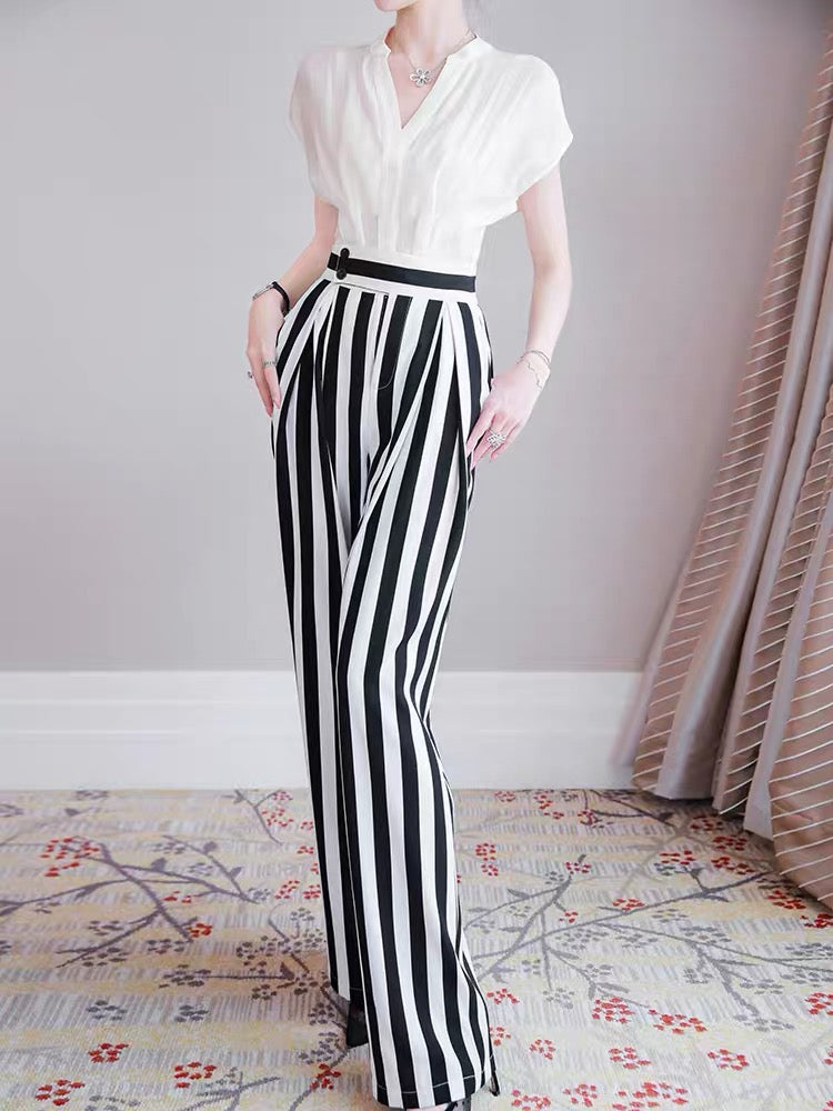 Design sense niche suit summer girl 2022 new ladies Western style short-sleeved top striped pants fashion two-piece suit