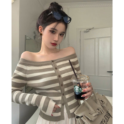 One-shoulder striped knitted small cardigan women's clothing early autumn 2022 new long-sleeved babes slim fit and thin short top