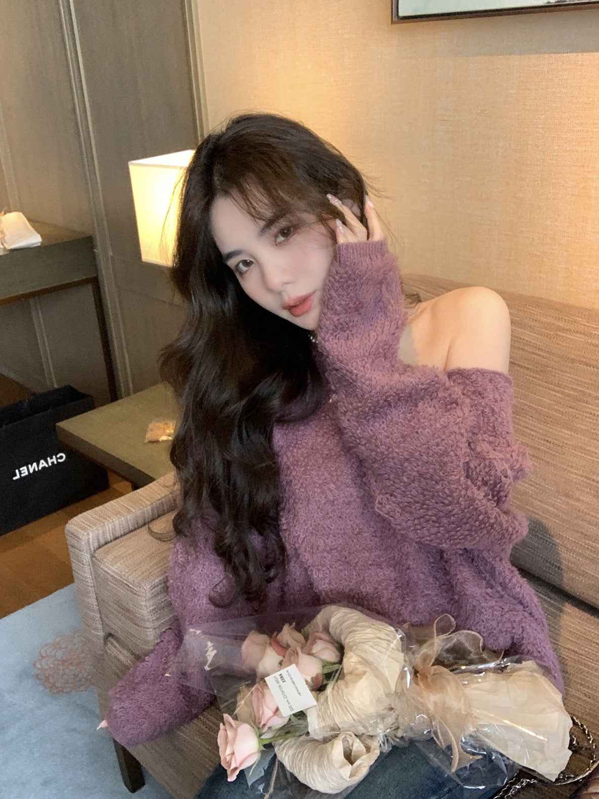 Qiu Rouyao's new solid color V-neck pullover loose lazy wind pure desire wind thick knitted sweater female winter small