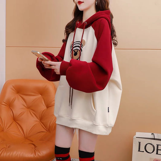 Fleece and thickened hooded sweater women's 2022 new autumn and winter hot style foreign style loose design sense oversize coat