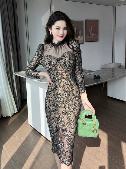 European station lace dress autumn 2022 new women's retro waist design sense package hip skirt gentle Korean style