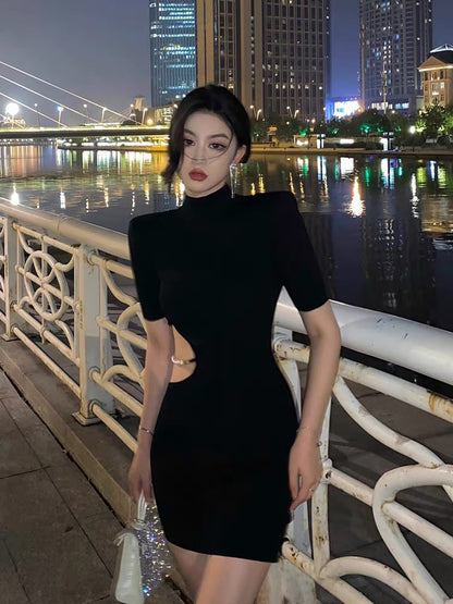 Sexy waistless knitted dress women's summer French niche chic high-end slim temperament package hip little black dress 765