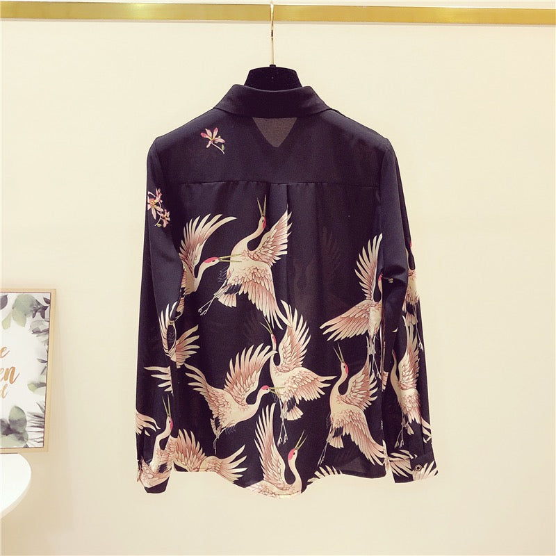 2022 early autumn new Korean style slim long-sleeved top women's design sense niche shirt women's retro Hong Kong style shirt