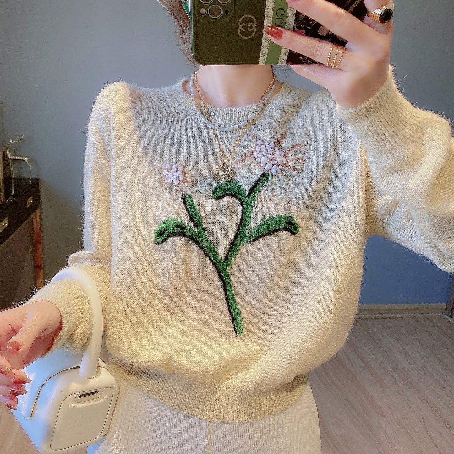 2022 autumn and winter new French retro long-sleeved round neck embroidery flowers loose wool pullover sweater top women