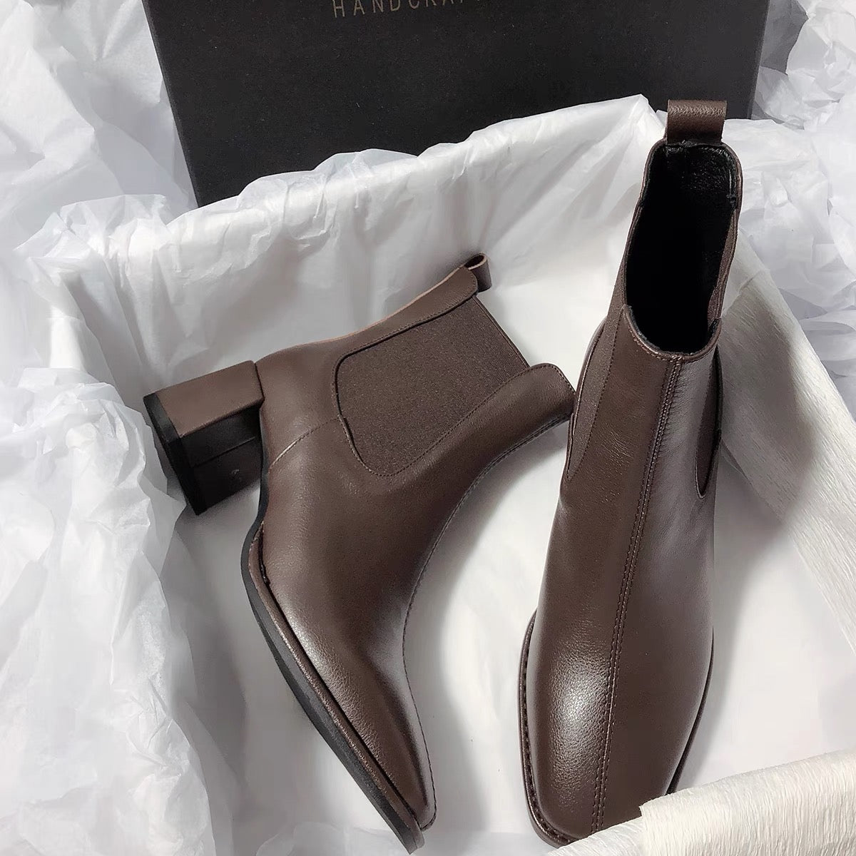 Senyu Haixiang 2022 new thick heel Chelsea brown retro temperament