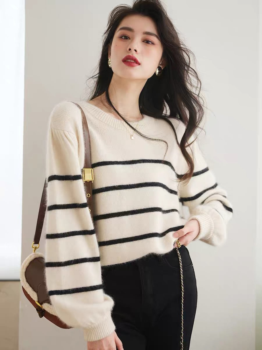 Balloon Sleeve Striped Raccoon Fleece Sweater