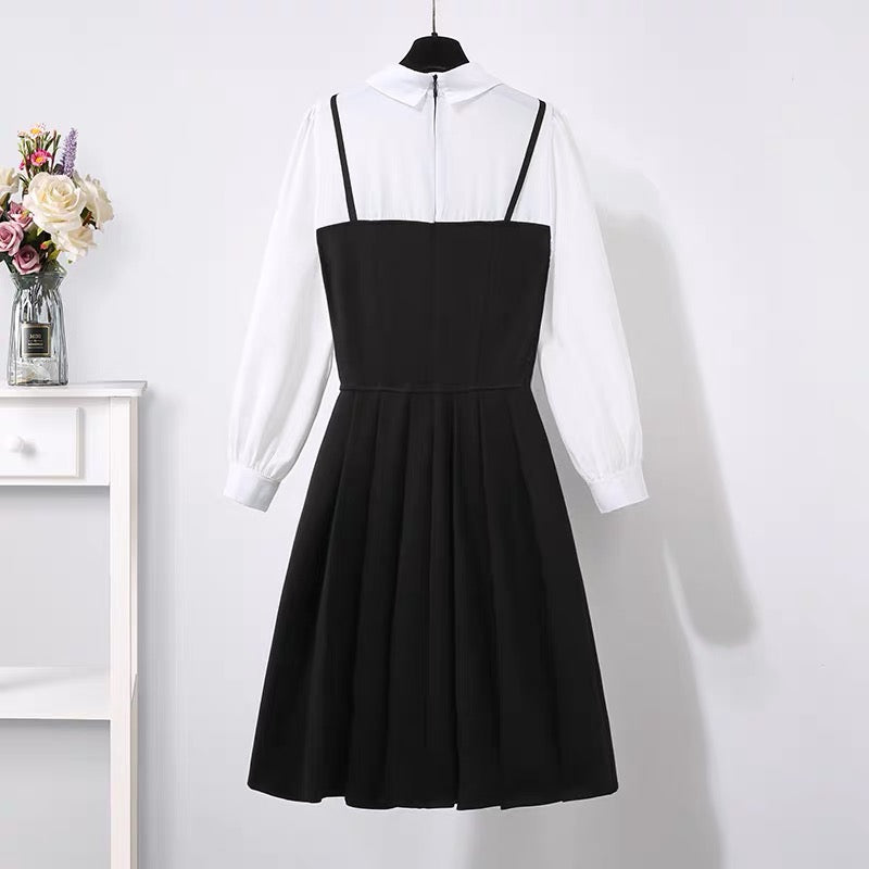Xiaoxiangfeng dress 2022 autumn new women's clothing early autumn French giant slim black fake two-piece shirt skirt