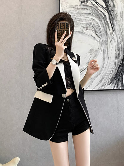 2022 spring new Korean version temperament slim fit and thin high-end design sense small hit color short suit jacket