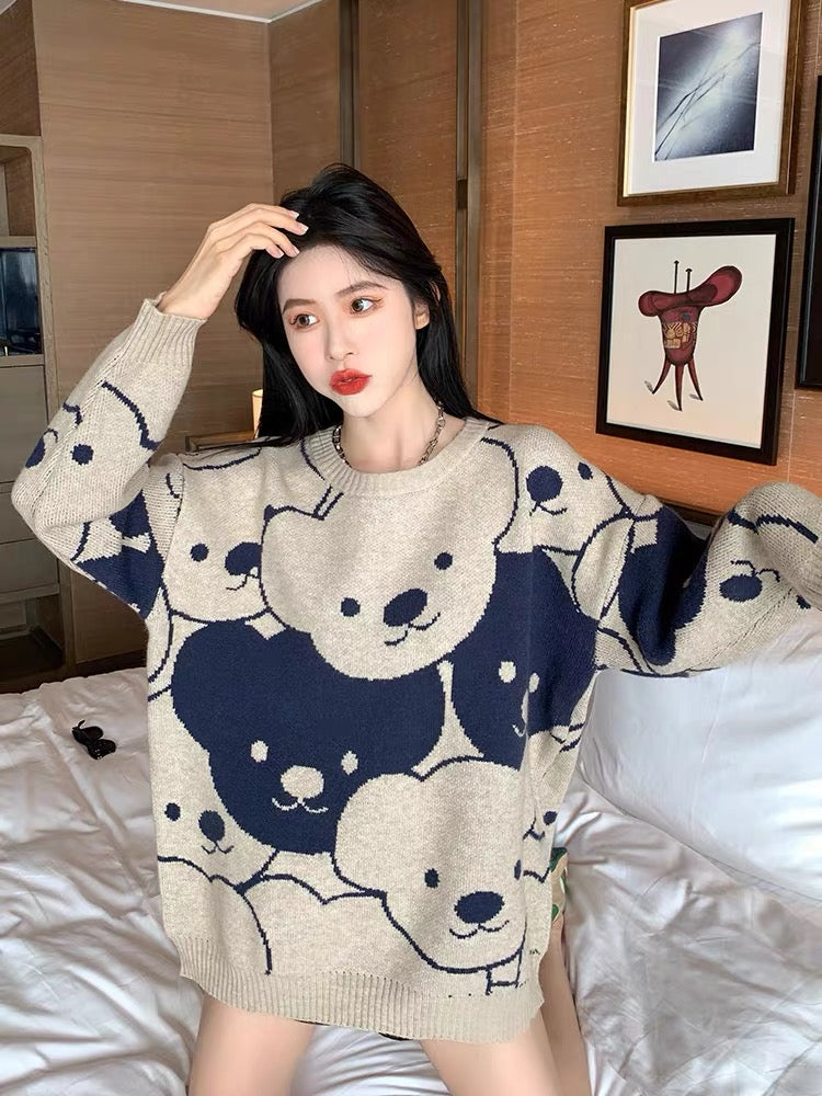 Sweet and spicy top autumn and winter bear sweater women's loose pullover lazy style design French niche outer wear sweater