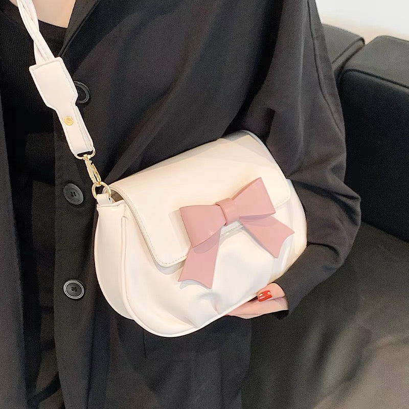 This year's popular small bag women's bag 2022 summer new trendy fashion messenger bag all-match girl western style small square bag