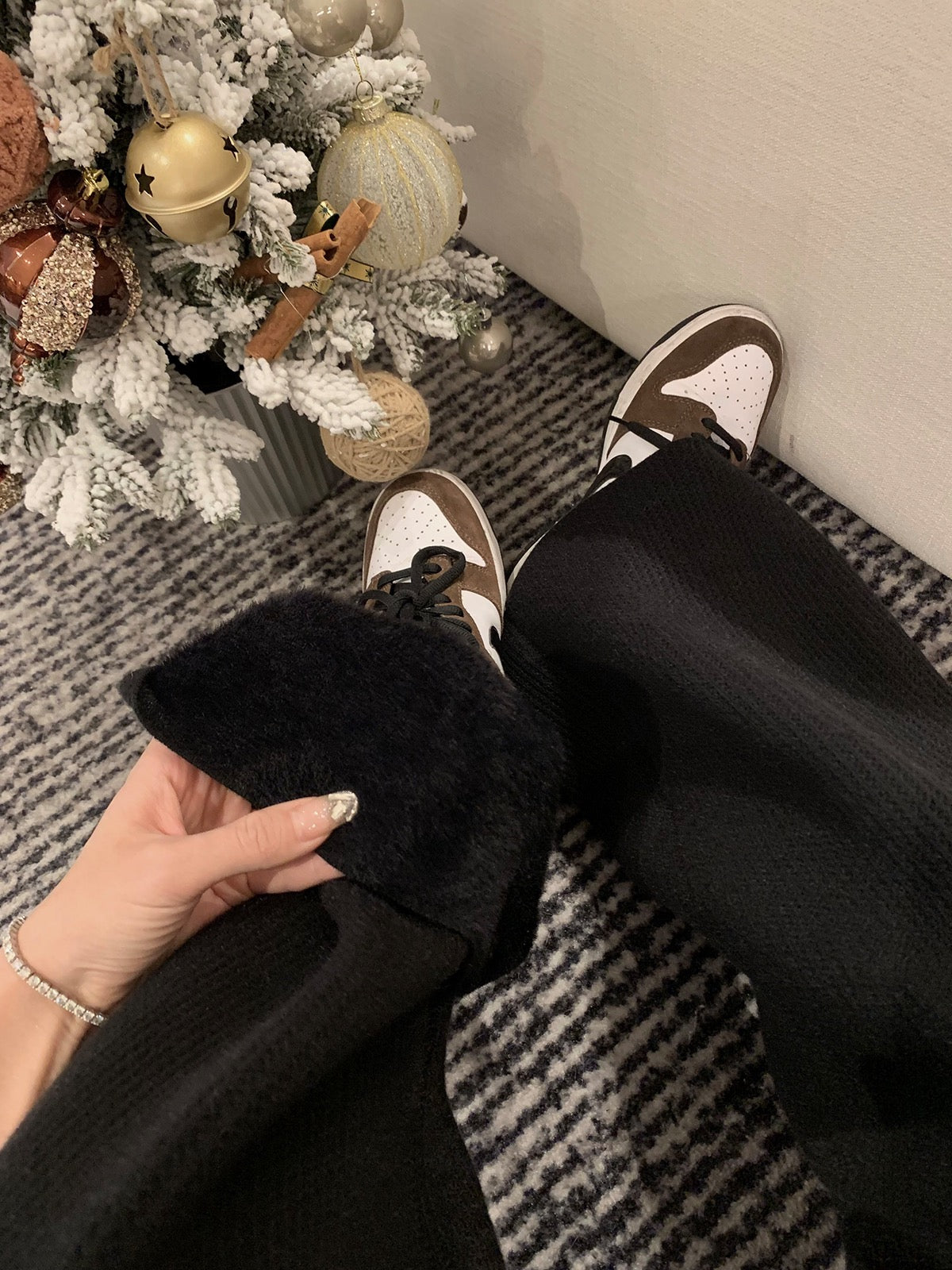 Good Morning Fanfan Double-sided Woven Lining Imitation Mink Velvet Vertical Texture Knitted Pants Women's Autumn and Winter Thickened Warm Casual Pants