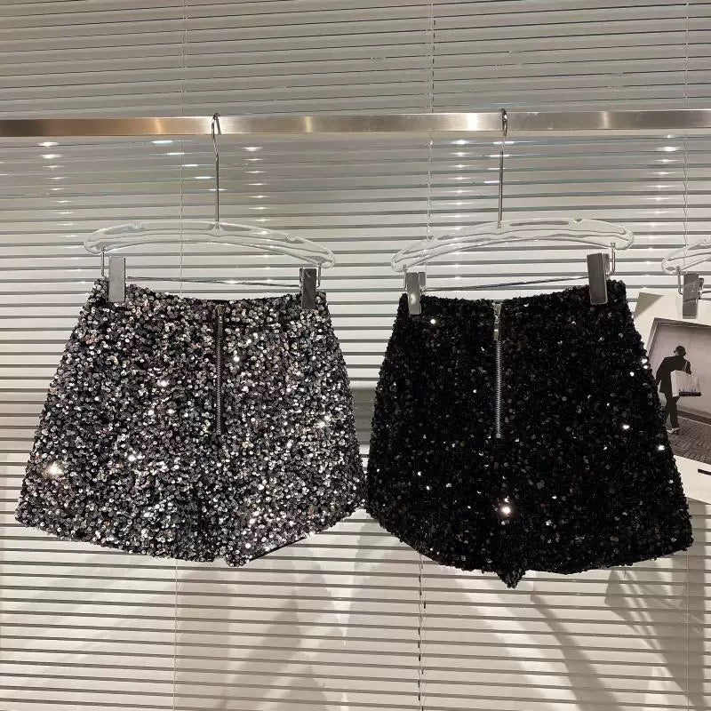 Net red with the same paragraph 2022 autumn new full sequins shiny heavy industry zipper nightclub celebrity three-point shorts hot pants women